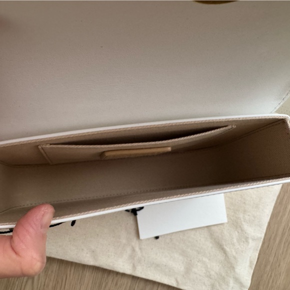 Jacquemus Le Carinu bag white NWT - Picture 7 of 16